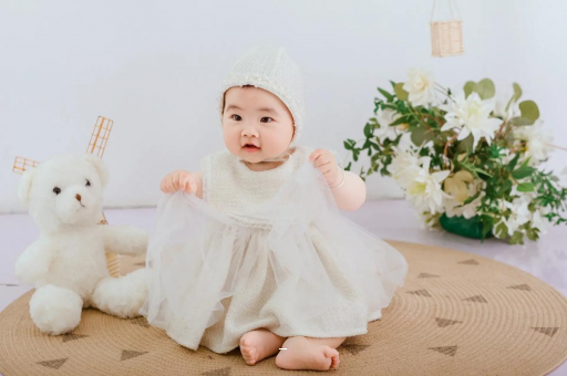寿光宝宝几个月抬头
